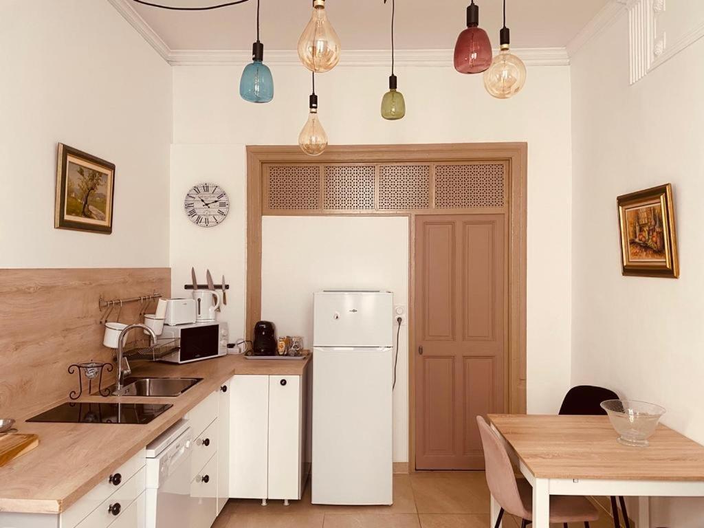 Appartement De Charme Авиньон Экстерьер фото
